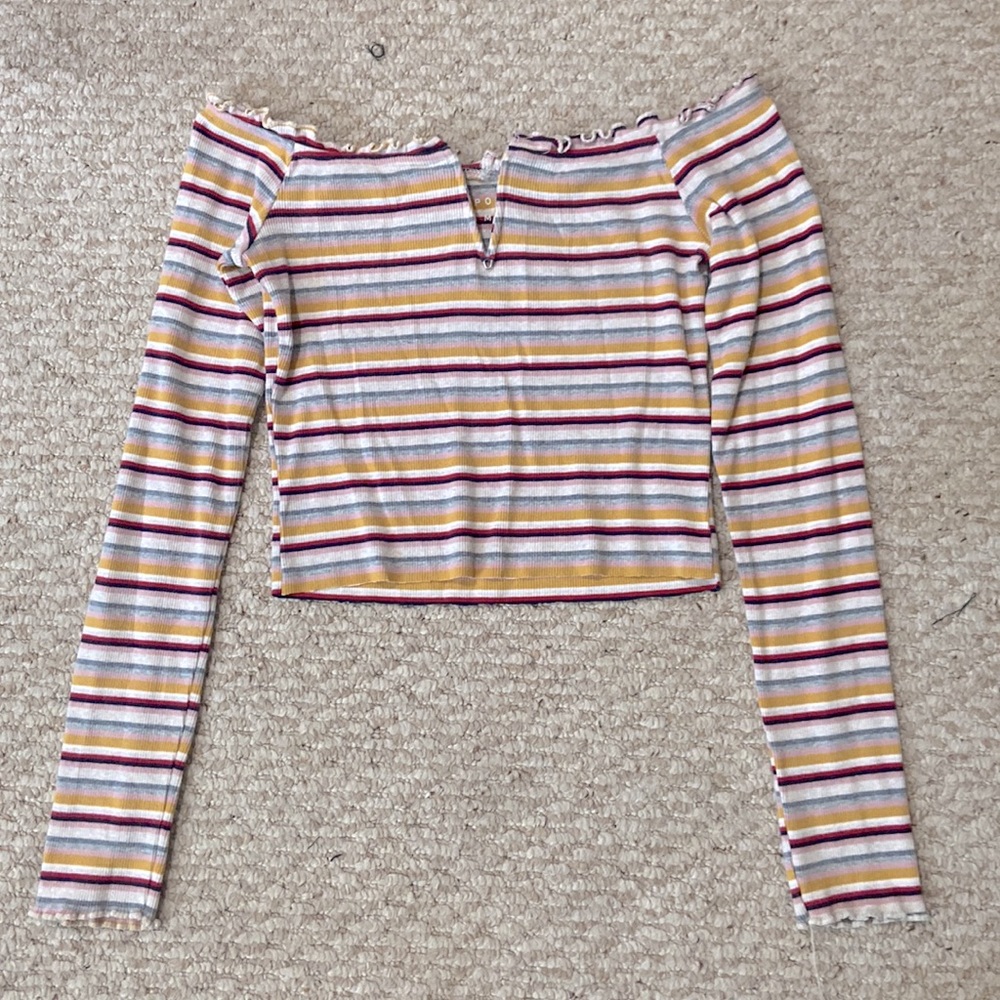 Multicolor Long Sleeve Crop Top w Lettuce Trim